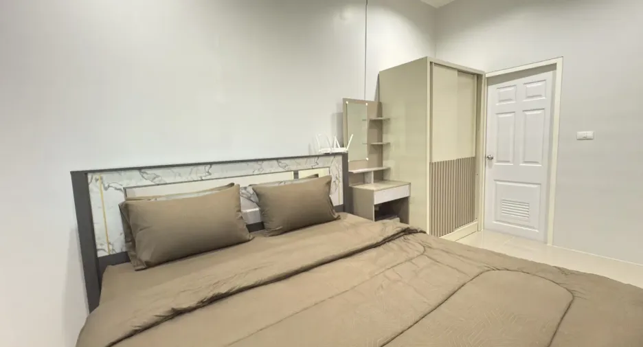 Haus zur Miete mit 2 Zimmer in Mueang Phuket, Phuket