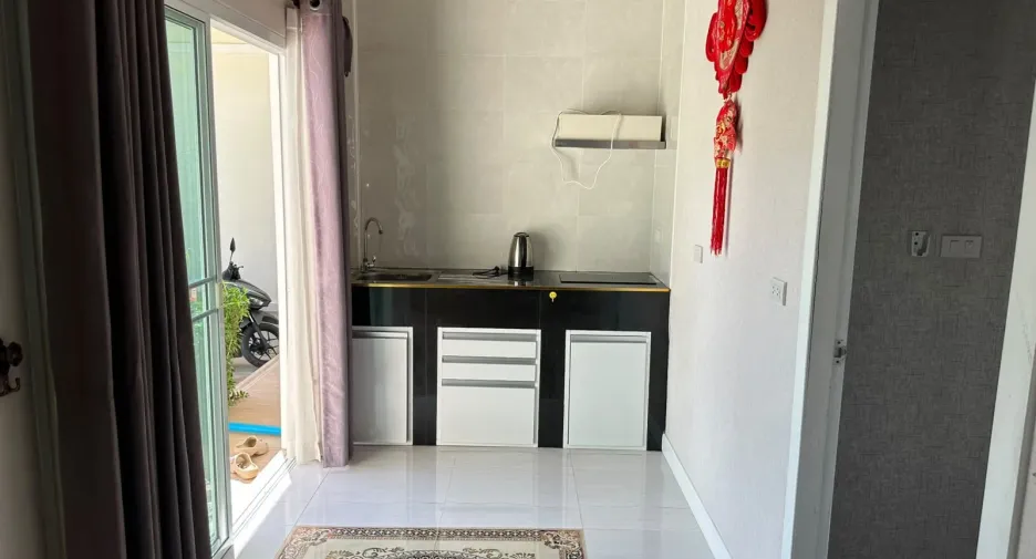 For rent 2 bedrooms townhouse in Hua Hin, Prachuap Khiri Khan