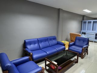 出售 和 出租 3 卧室 联排别墅 在 Watthana, 曼谷