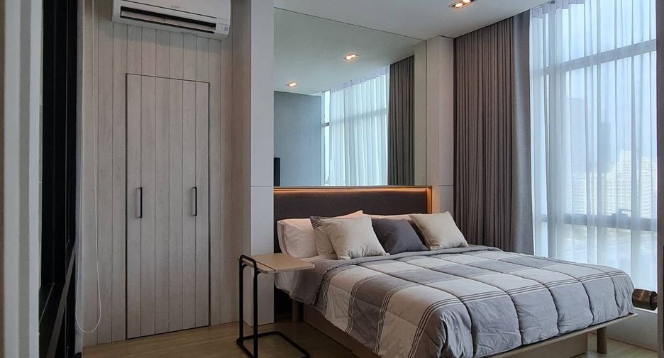 For rent 1 bed condo in Sathon, Bangkok