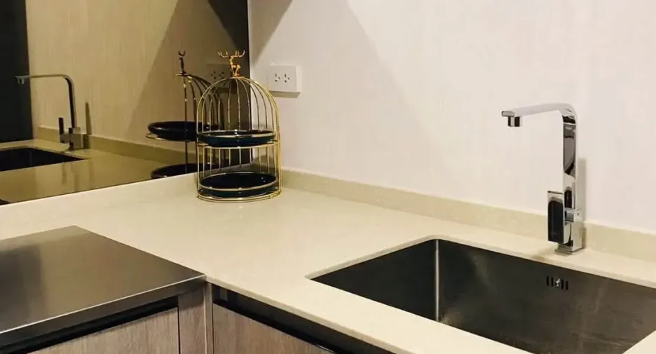 For rent 2 bedrooms condo in Mueang Samut Prakan, Samut Prakan