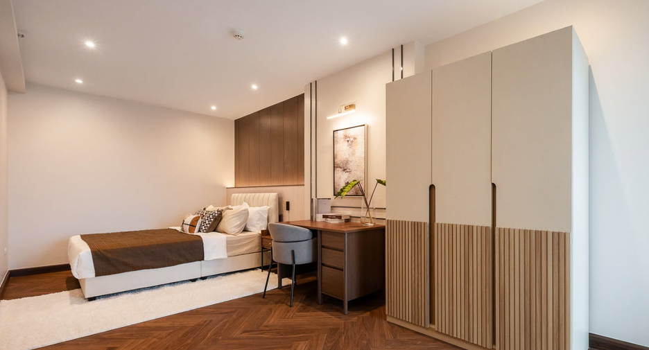 For sale 1 bed condo in Watthana, Bangkok