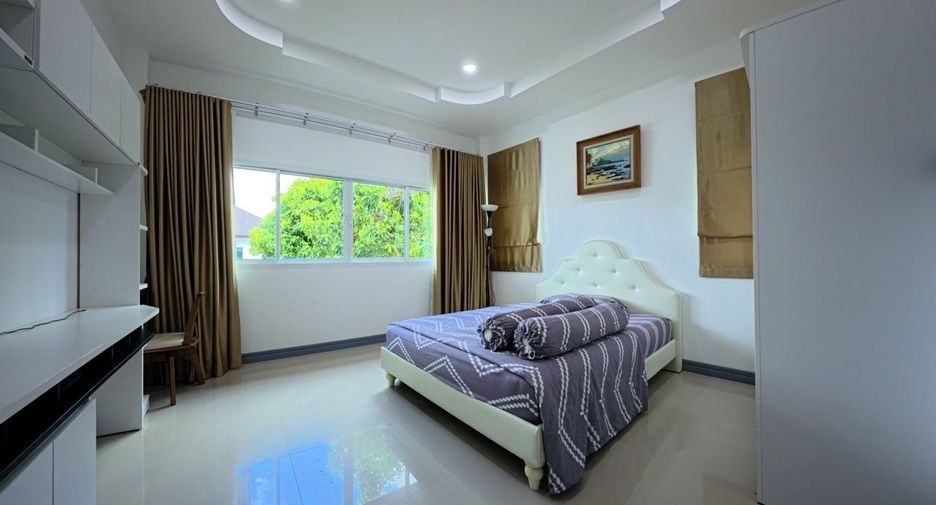 For sale 4 bedrooms house in Thalang, Phuket