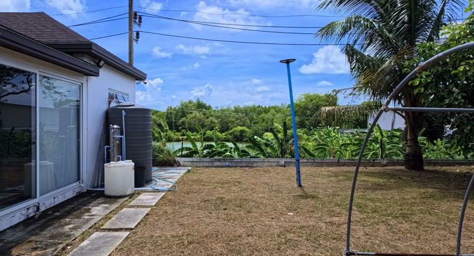 For sale 4 bedrooms house in Thalang, Phuket