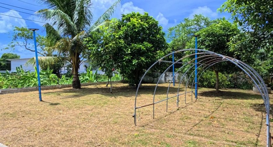 For sale 4 bedrooms house in Thalang, Phuket