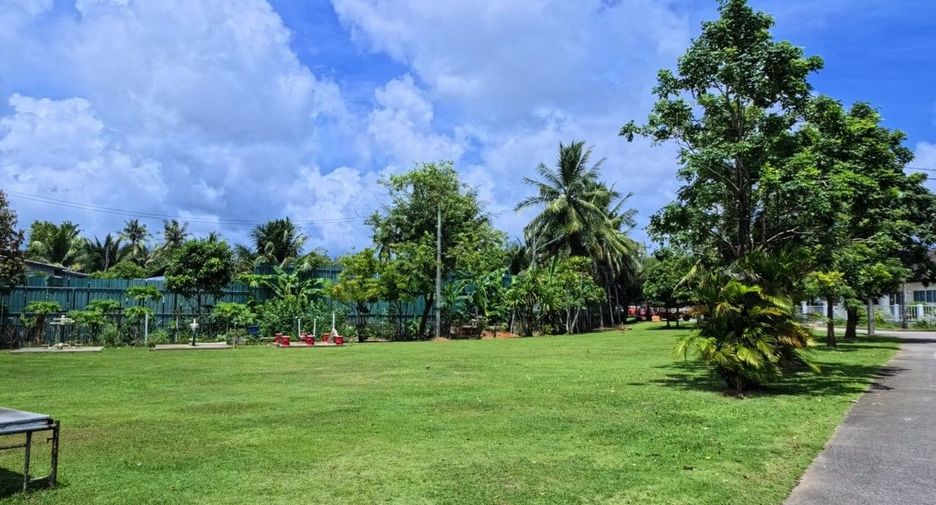 For sale 4 bedrooms house in Thalang, Phuket