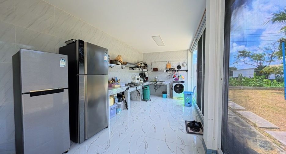 For sale 4 bedrooms house in Thalang, Phuket