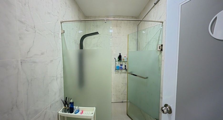 For sale 4 bedrooms house in Thalang, Phuket