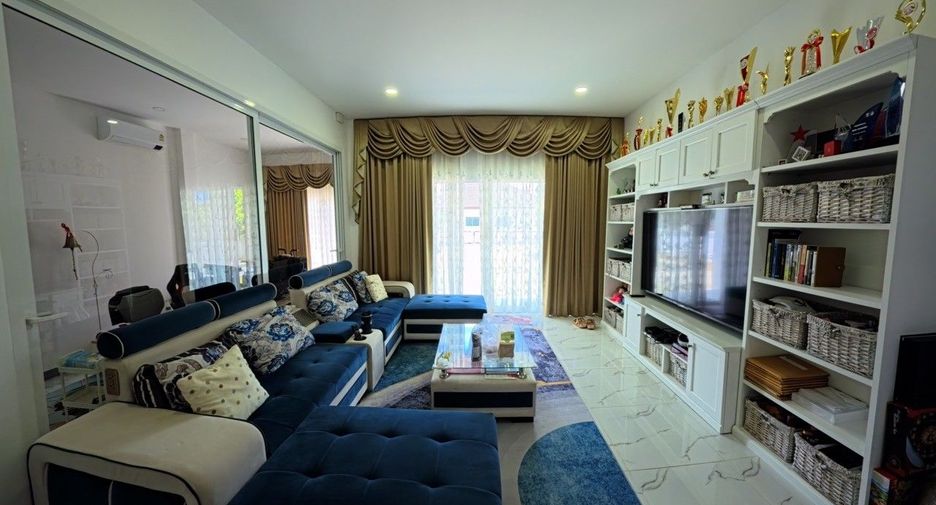 For sale 4 bedrooms house in Thalang, Phuket