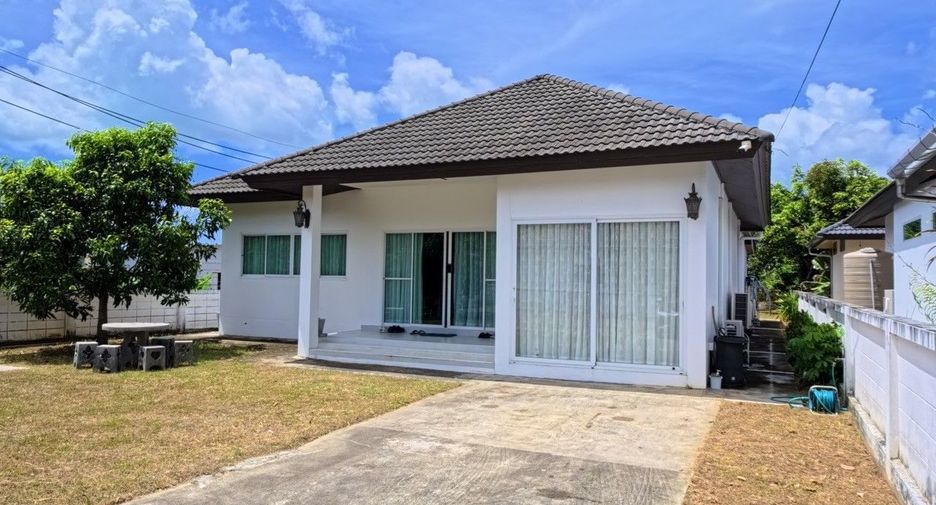 For sale 4 bedrooms house in Thalang, Phuket