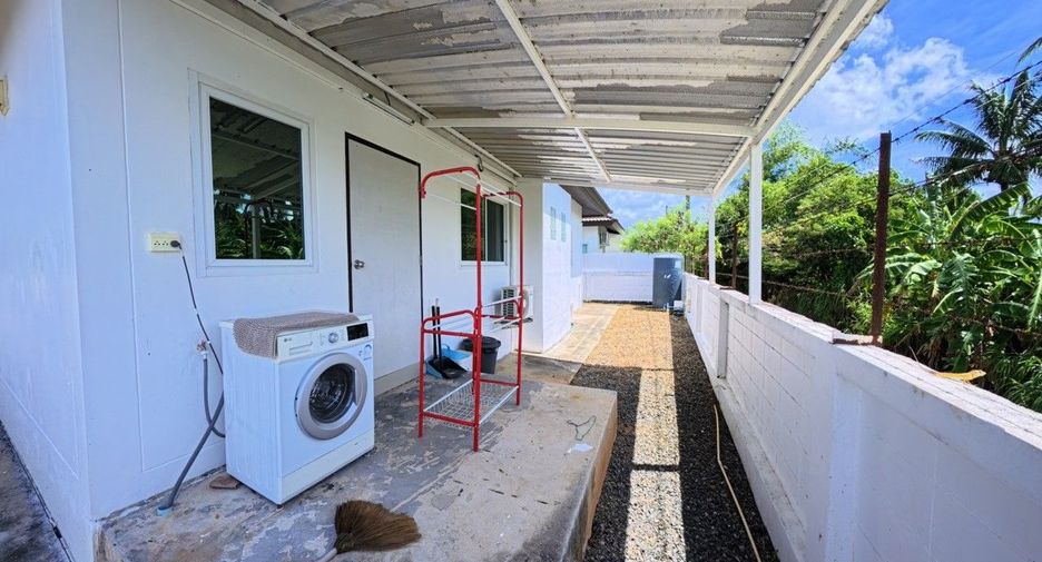 For sale 3 bedrooms house in Thalang, Phuket
