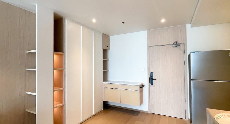 For rent 1 Beds condo in Khlong Toei, Bangkok