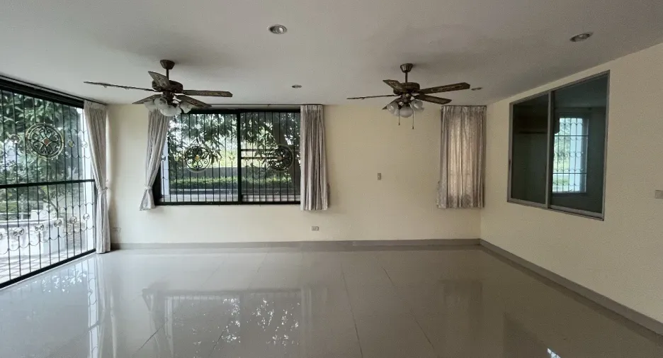 À vendre 3 chambres maison à Bang Lamung, Chonburi