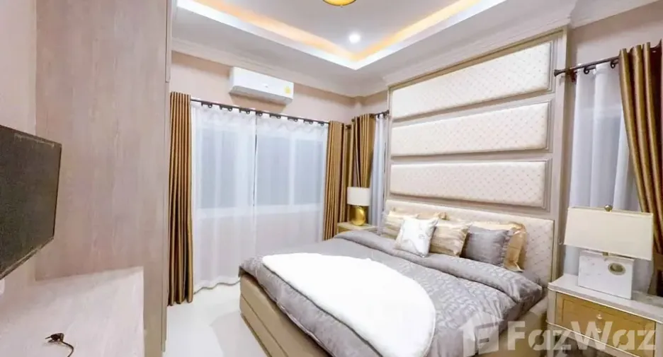 For rent 4 bedrooms villa in Huay Yai, Pattaya