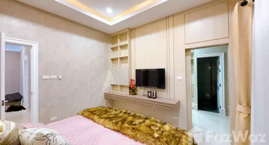 For rent 4 bedrooms villa in Huay Yai, Pattaya