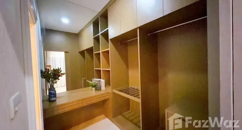 For rent 4 bedrooms villa in Huay Yai, Pattaya