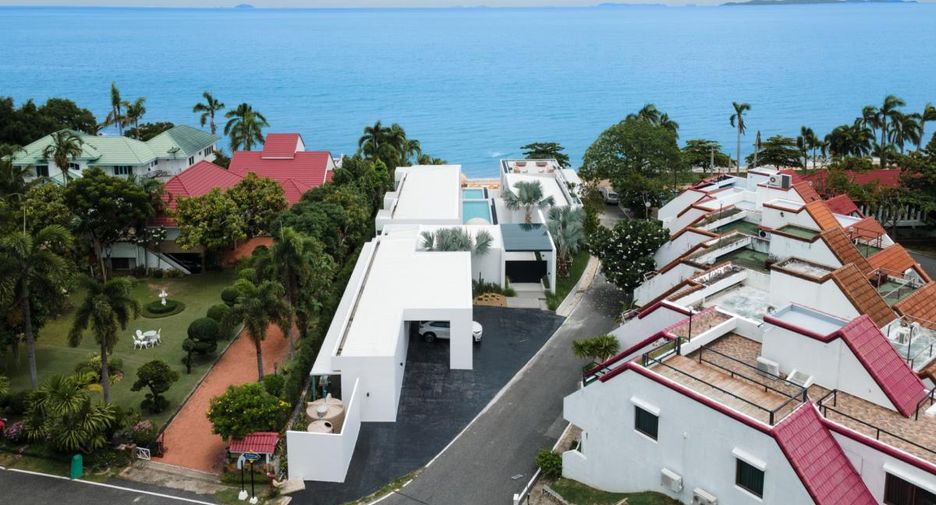 À louer 8 chambres villa à Na Jomtien, Pattaya