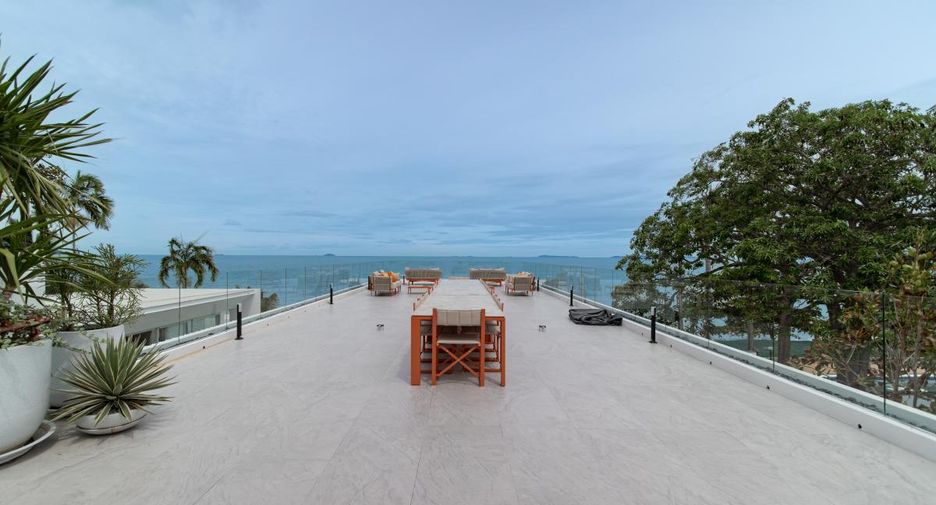 À louer 8 chambres villa à Na Jomtien, Pattaya