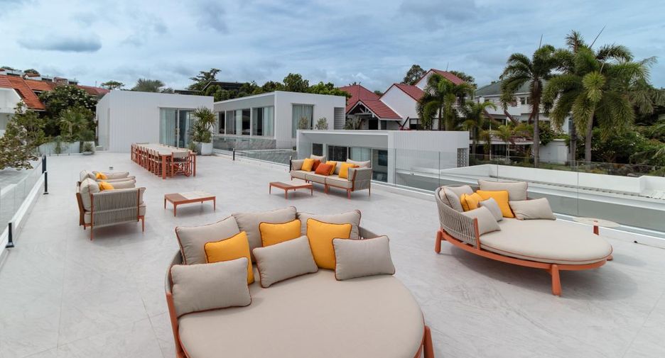 À louer 8 chambres villa à Na Jomtien, Pattaya