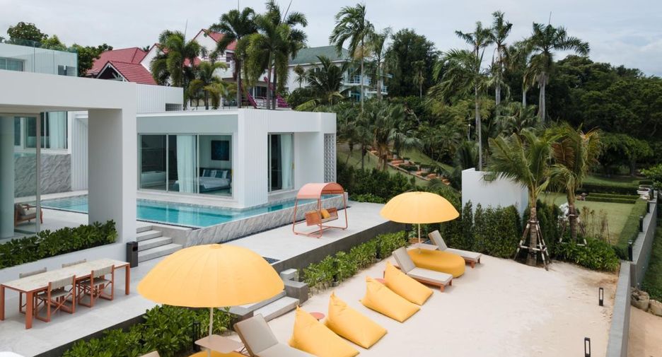 À louer 8 chambres villa à Na Jomtien, Pattaya