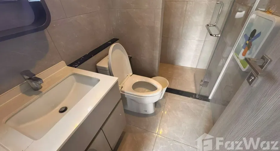 Wohnung zum Kauf mit 2 Zimmer in Huai Khwang, Bangkok
