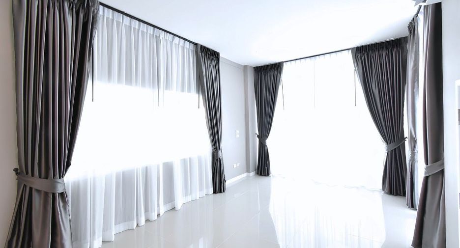 Haus zur Miete mit 3 Zimmer in Bang Lamung, Chonburi