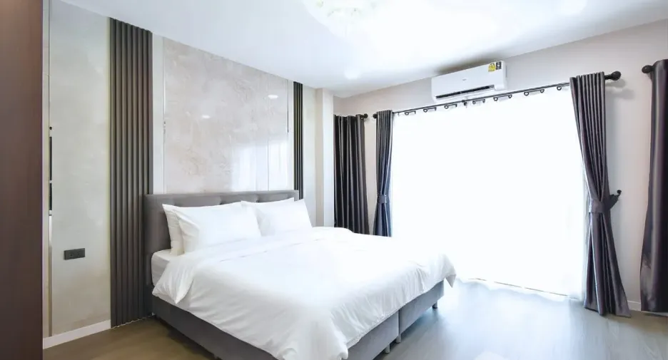 Haus zur Miete mit 3 Zimmer in Bang Lamung, Chonburi