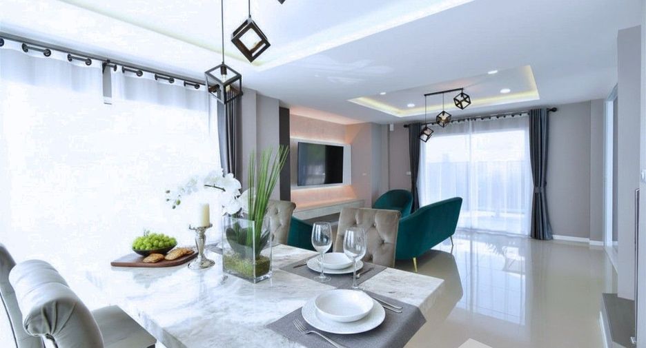 Haus zur Miete mit 3 Zimmer in Bang Lamung, Chonburi