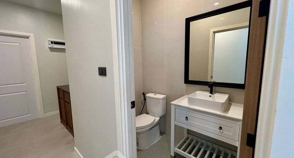 À vendre 3 chambres villa à Bang Lamung, Chonburi