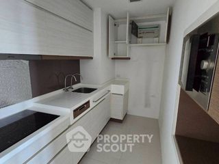 Продажа 2 спальни кондо в Тхон Бури, Бангкок