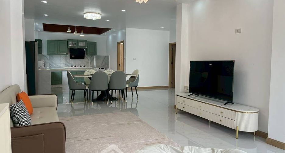 Продажа 4 спальни вилла в Йомтиен, Паттайя