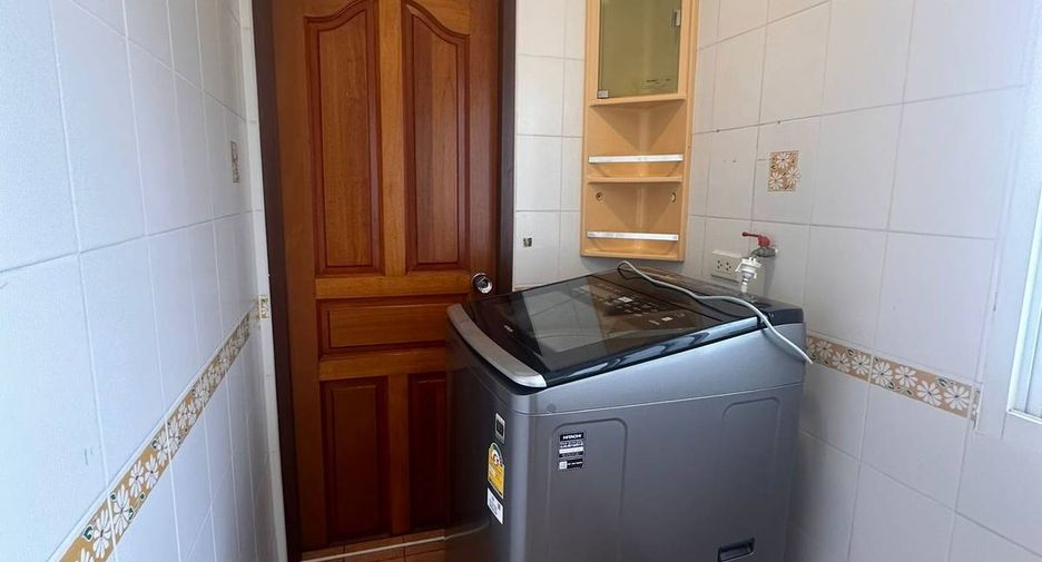 For rent 2 ベッドルーム apartment in Watthana, Bangkok