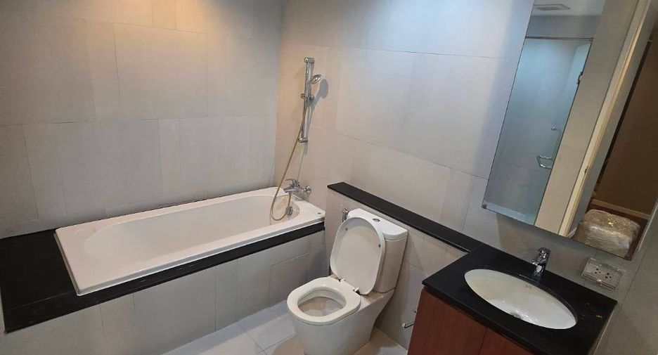 Condo en alquiler de 2 habitaciones en Sathon, Bangkok