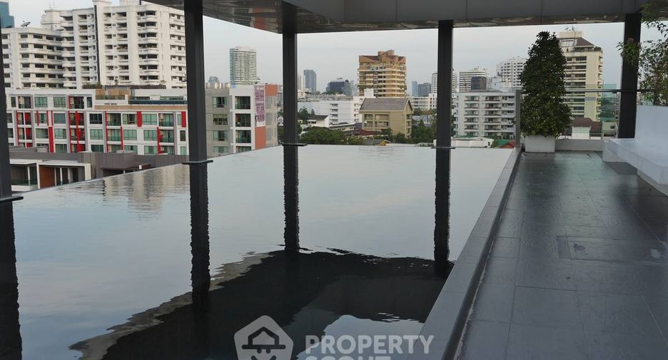 For rent 1 Beds condo in Watthana, Bangkok