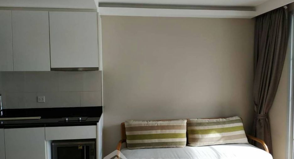 Condo en alquiler de 1 habitaciones en Watthana, Bangkok