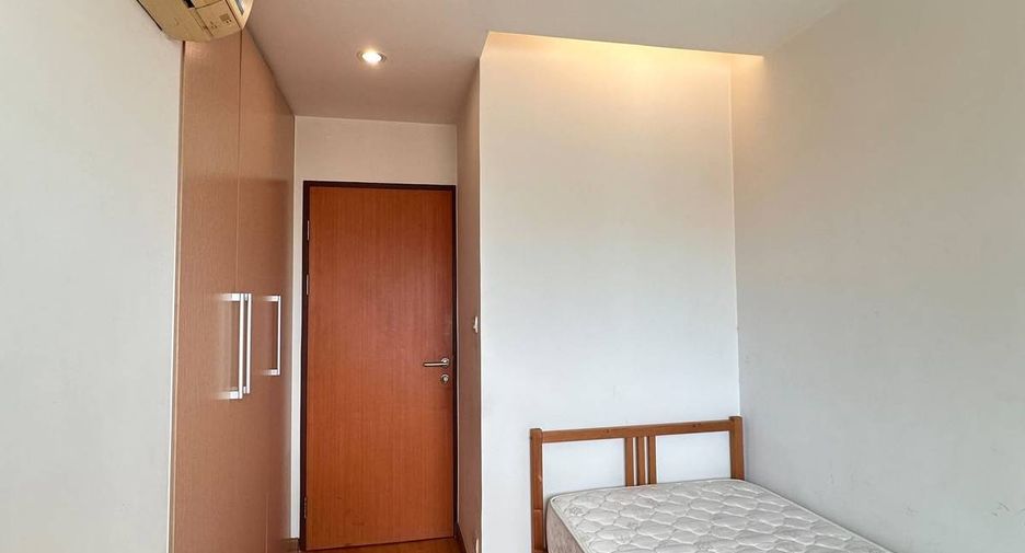 Wohnung zur Miete mit 3 Zimmer in Phra Khanong, Bangkok