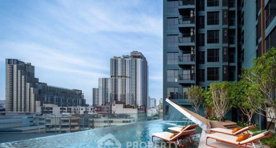 Condo en alquiler de 2 habitaciones en Huai Khwang, Bangkok