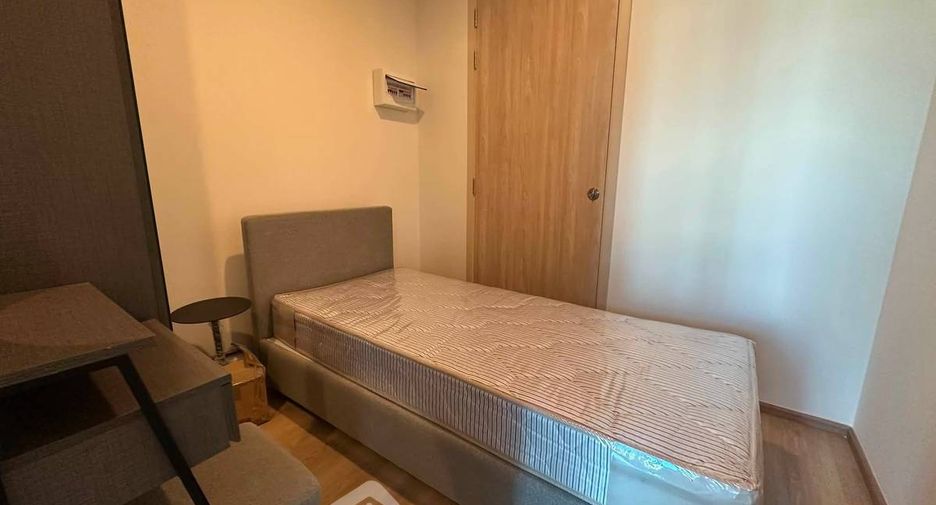 For rent 3 ベッドルーム condo in Huai Khwang, Bangkok