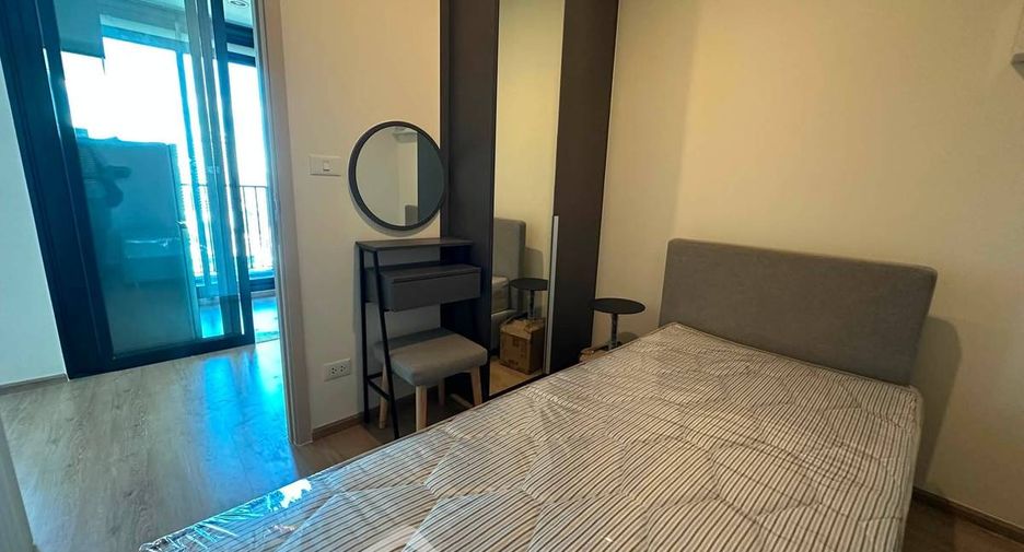 For rent 3 ベッドルーム condo in Huai Khwang, Bangkok