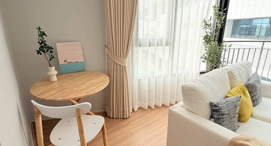 Condo en alquiler de 2 habitaciones en Bang Na, Bangkok