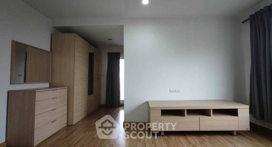 Apartamento en alquiler de 2 habitaciones en Khlong Toei, Bangkok