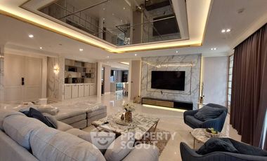 Condo en alquiler de 3 habitaciones en Khlong Toei, Bangkok