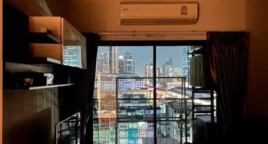 À louer 2 chambres condo à Phra Khanong, Bangkok