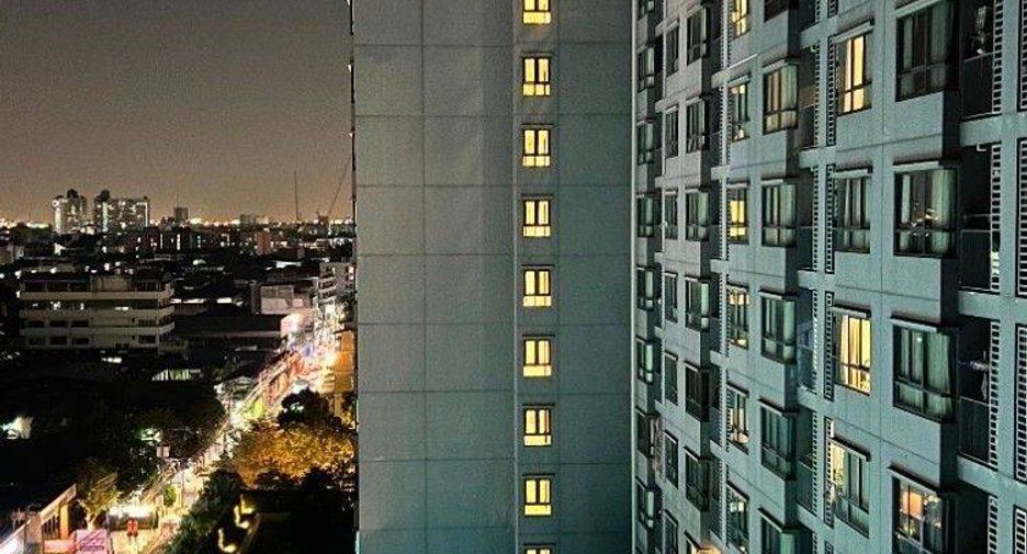 À louer 2 chambres condo à Phra Khanong, Bangkok