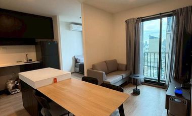 Condo en alquiler de 1 habitaciones en Huai Khwang, Bangkok