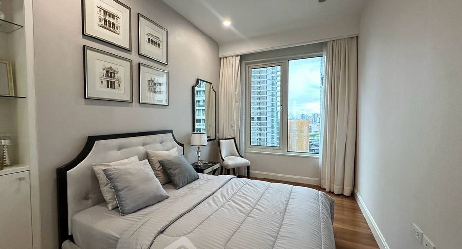 À louer 2 chambres condo à Pathum Wan, Bangkok