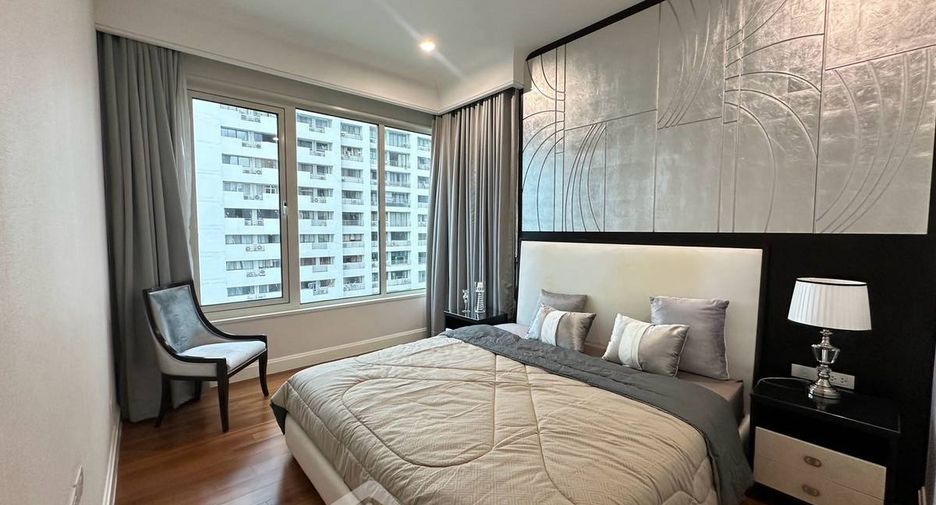 À louer 2 chambres condo à Pathum Wan, Bangkok