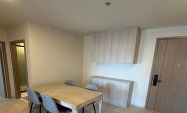 Condo en alquiler de 2 habitaciones en Khlong San, Bangkok