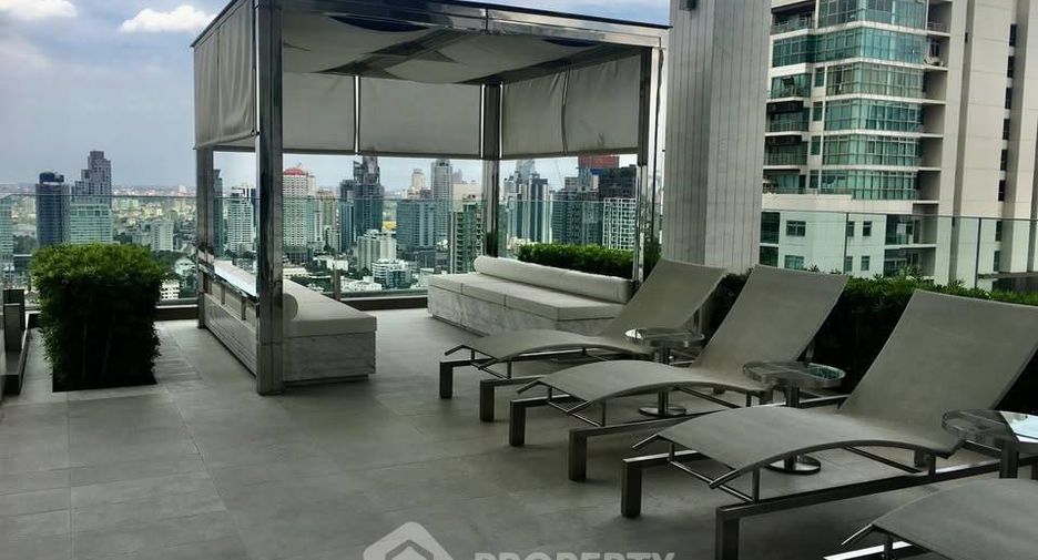 Condo en alquiler de 2 habitaciones en Khlong Toei, Bangkok