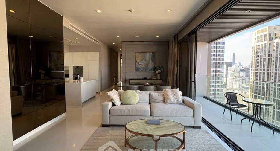 Condo en alquiler de 2 habitaciones en Khlong Toei, Bangkok
